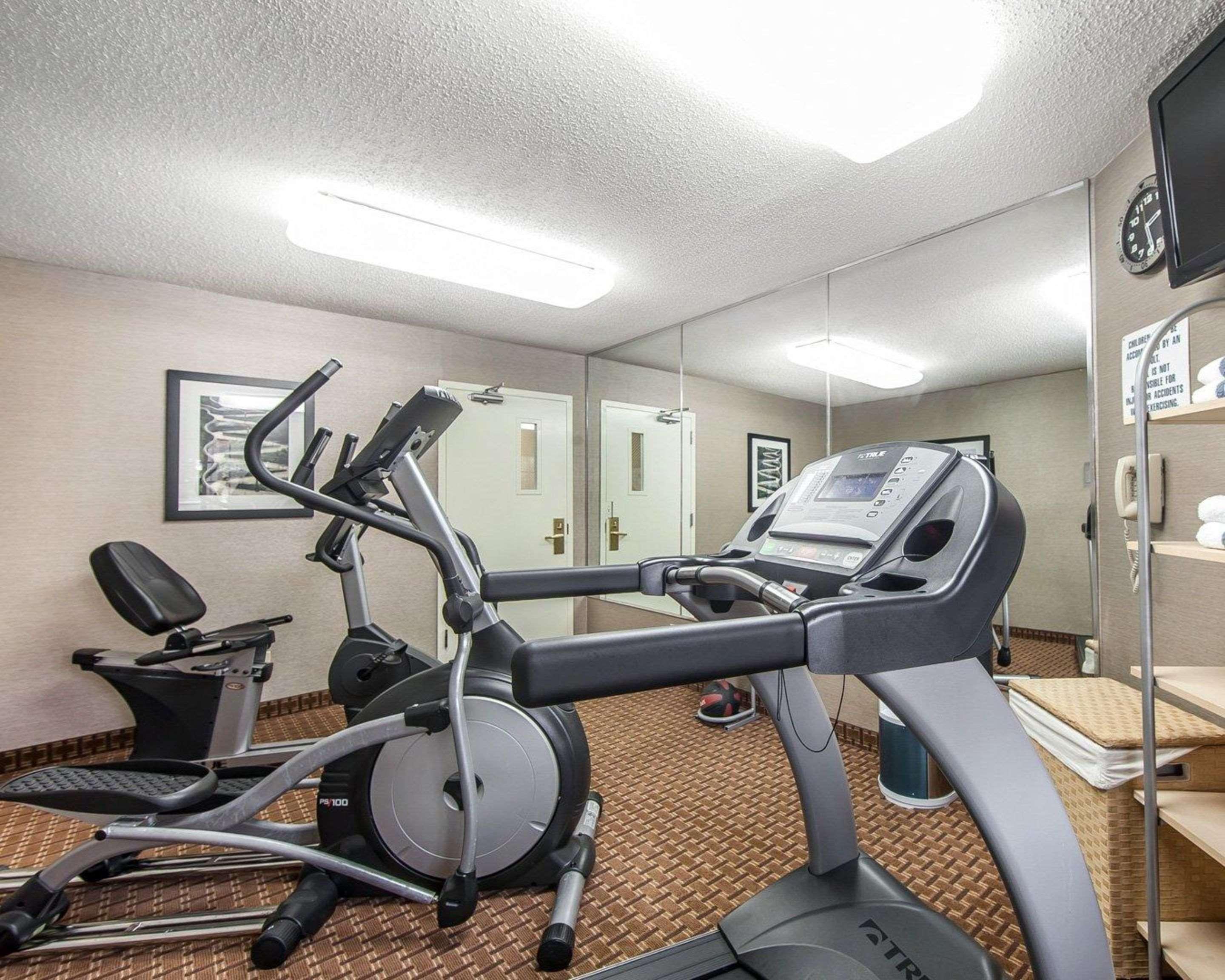 Mainstay Suites Chattanooga Hamilton Place Bagian luar foto