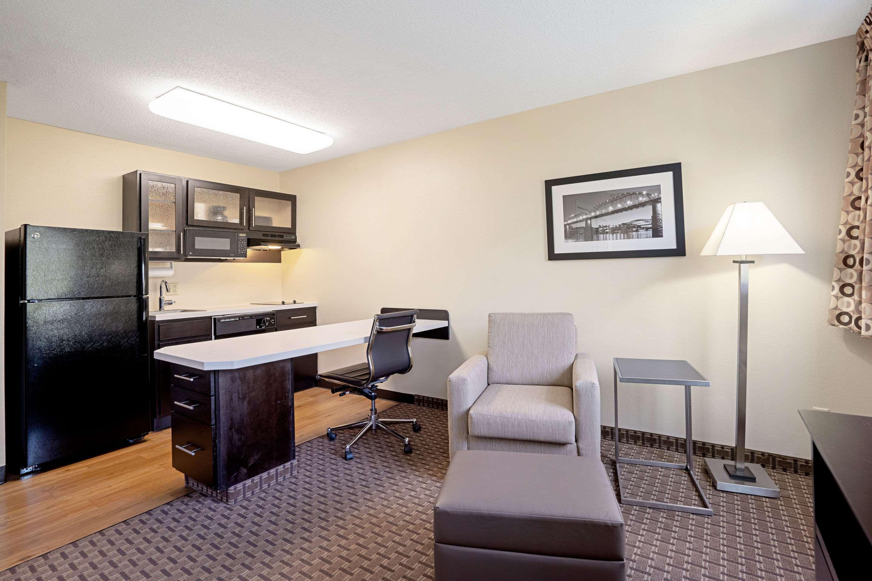 Mainstay Suites Chattanooga Hamilton Place Bagian luar foto
