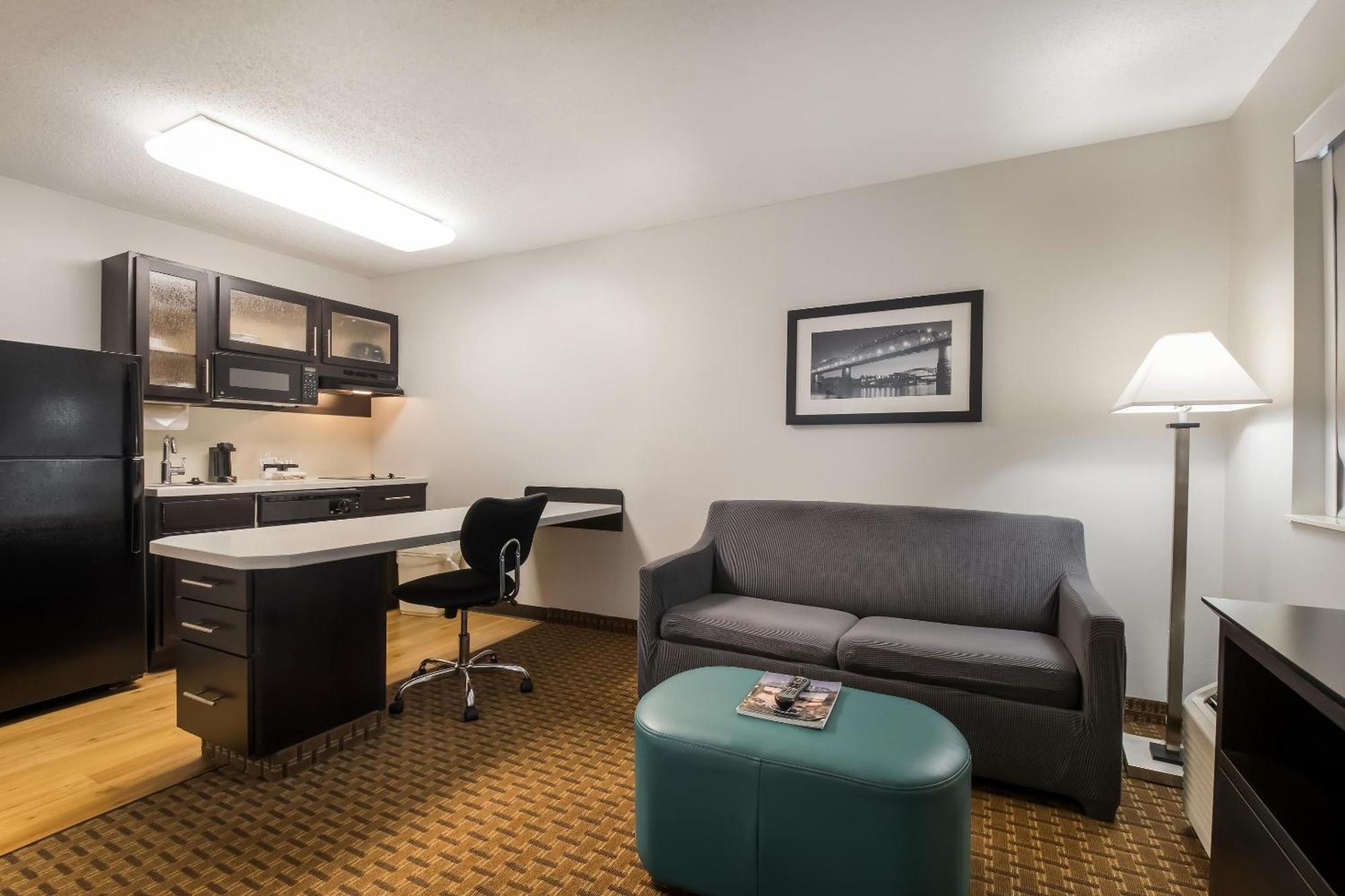 Mainstay Suites Chattanooga Hamilton Place Bagian luar foto